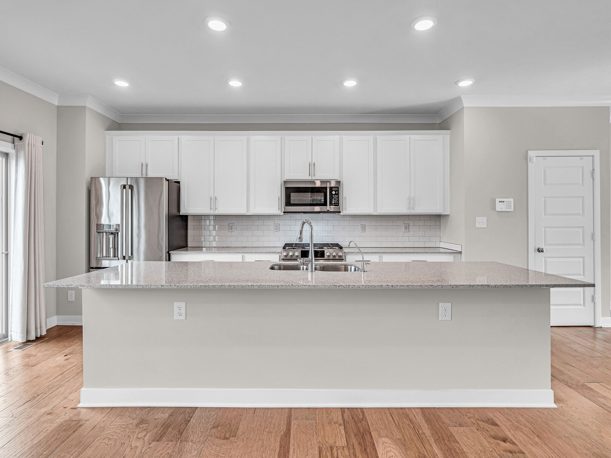 Building Photo - 8238 Bostic Dr