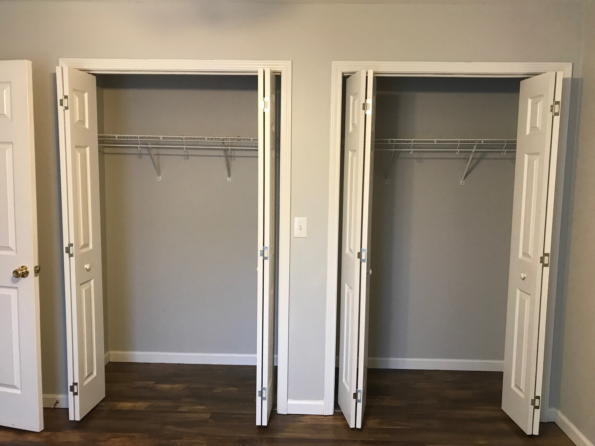 2 bedroom closet - 320 Chilhowee School Rd