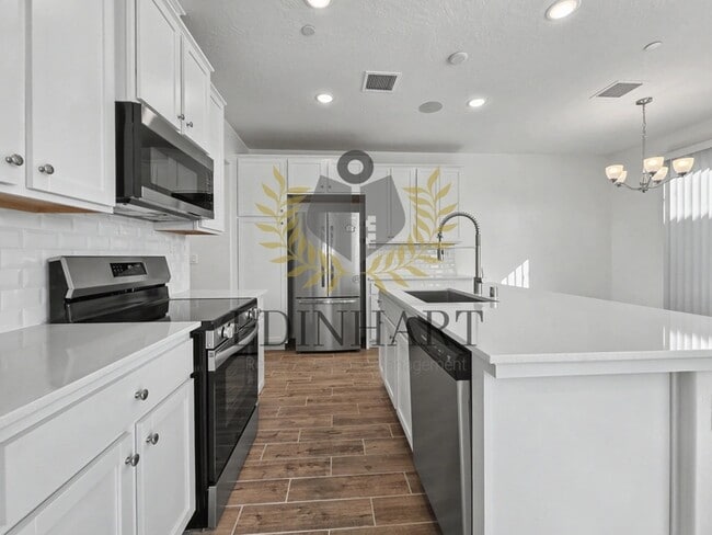 Building Photo - 1454 Farmhouse Ln