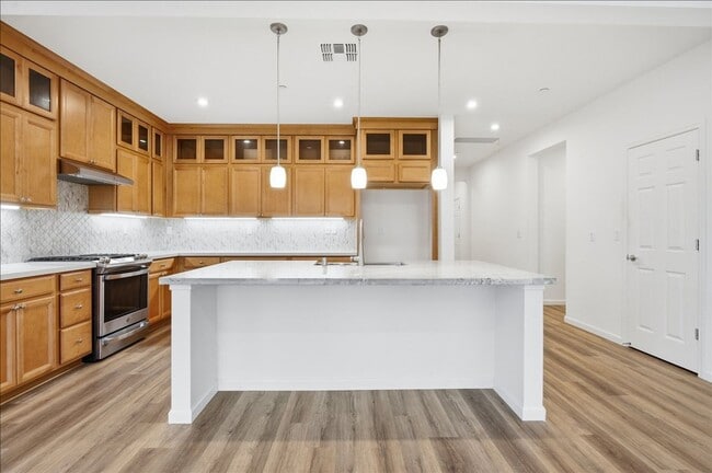 Building Photo - 7503 Allan Detrick Ave