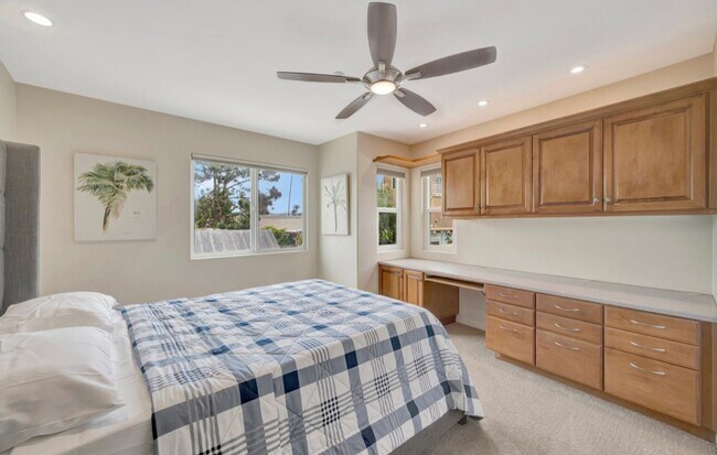 Building Photo - Furnished Stunning 3bd/ 3ba Ocean Beach de...