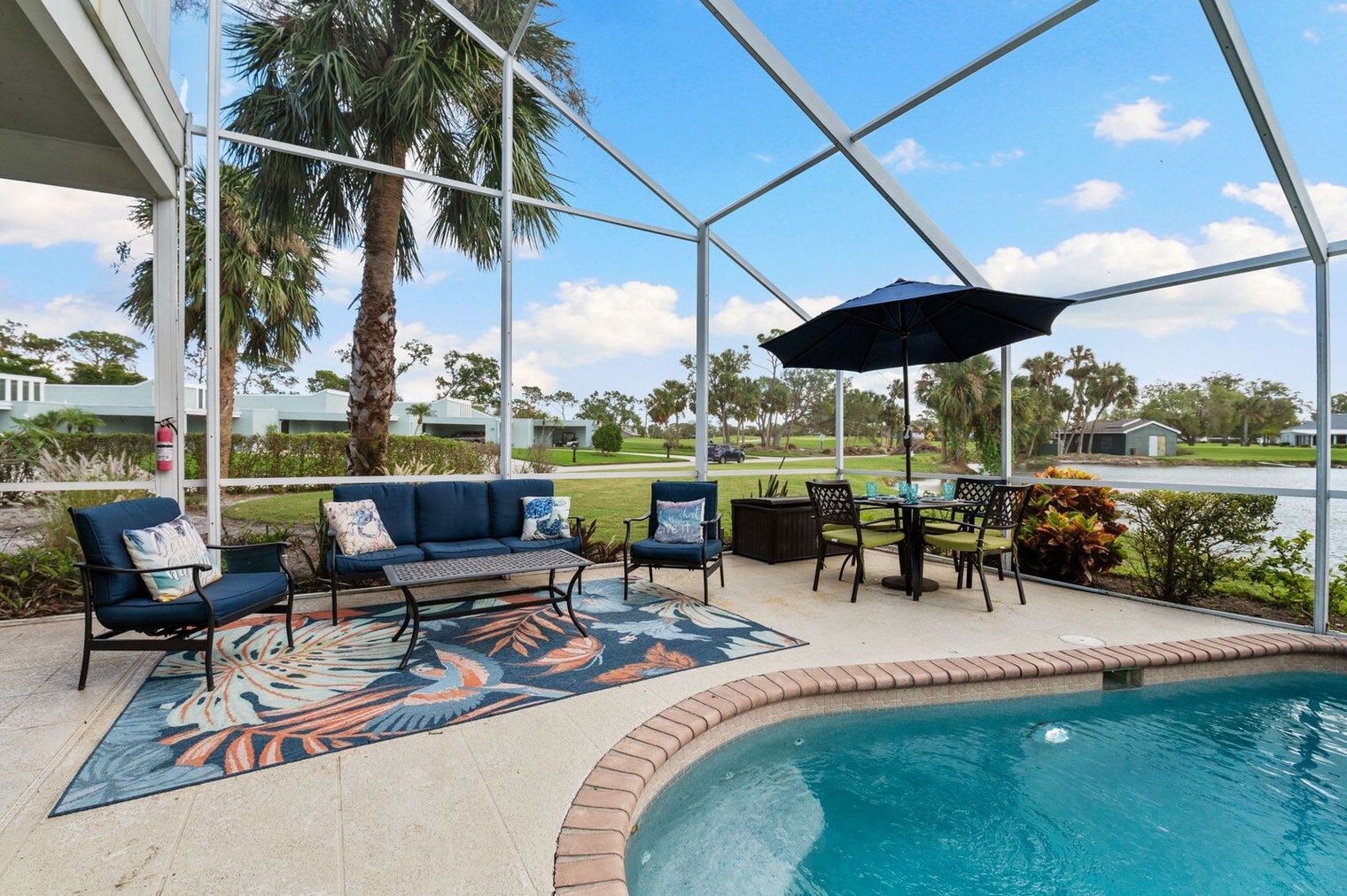 Building Photo - 4137 Pinar Dr