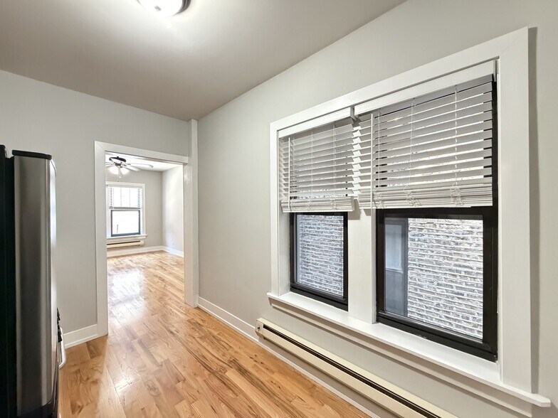 Building Photo - 2850 N Orchard St