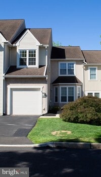Building Photo - 432 Country Club Dr