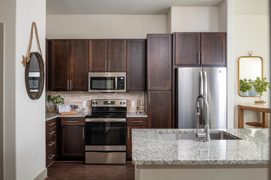 The Sterling at Oak Hills apartments — community photo - The Sterling at Oak Hills