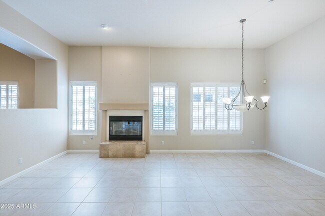 Building Photo - 7369 E Del Acero Dr