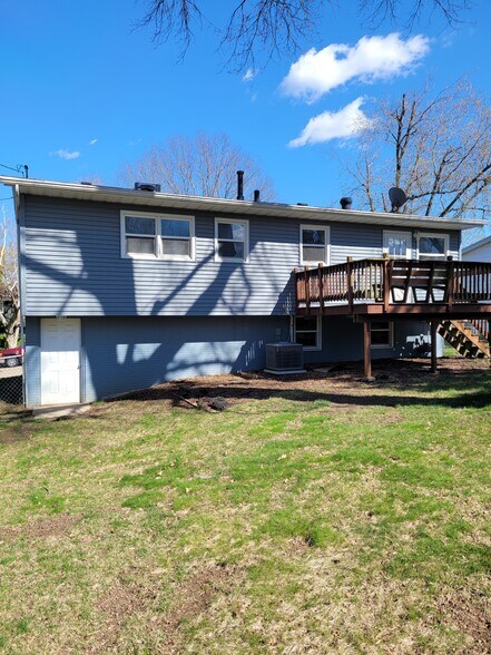 Building Photo - 4712 Western Ave