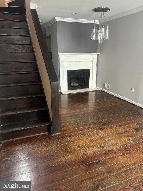 Building Photo - 108 N Madeira St