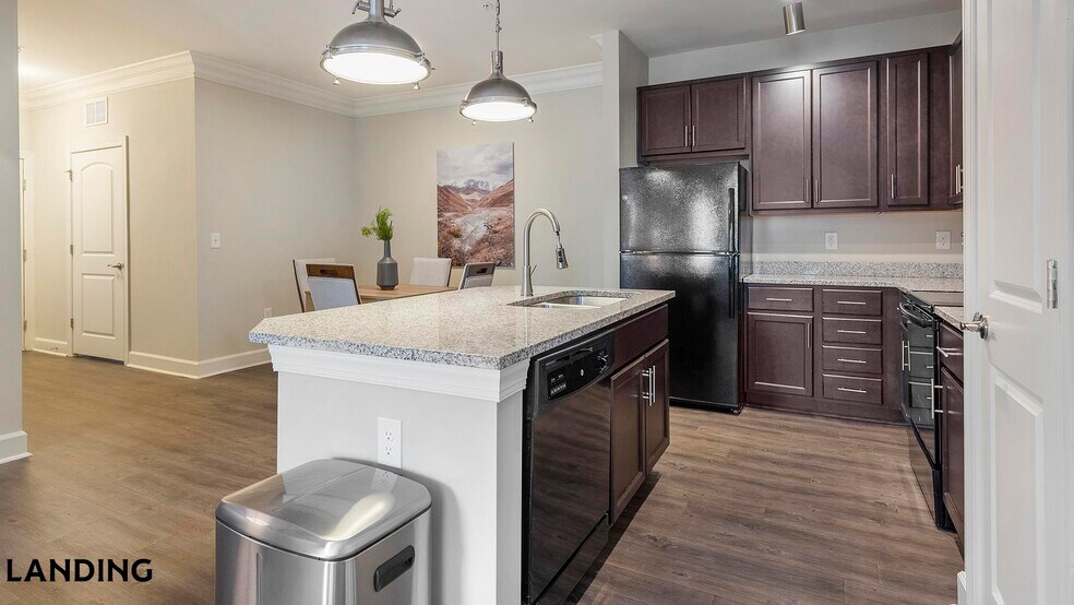 Building Photo - 3000 Daventry Cir