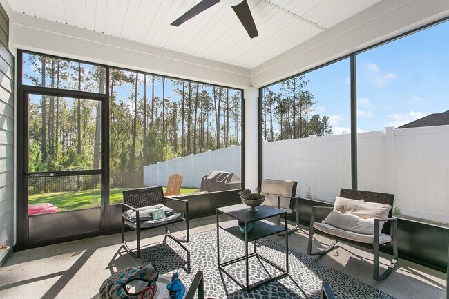 Building Photo - Newer Home in Wildlight!