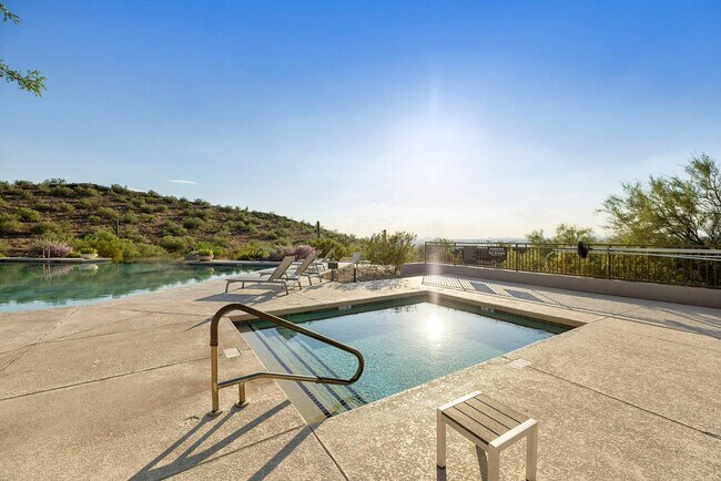 Building Photo - 11489 E Raintree Dr