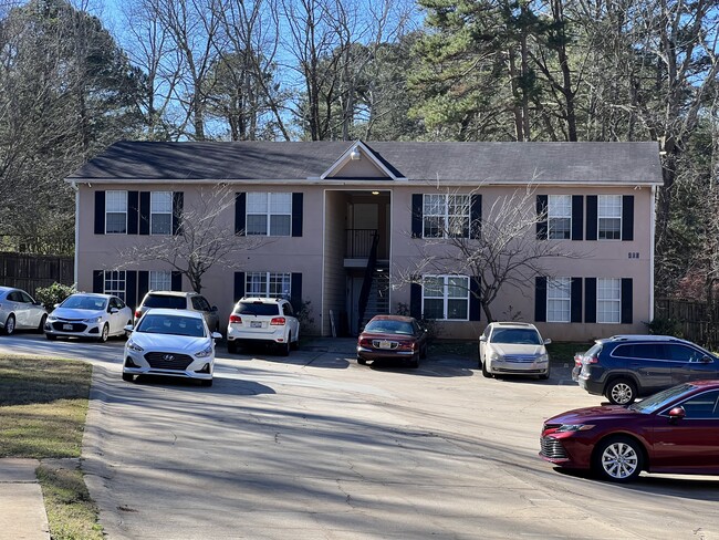 Building Photo - 8373 Thomas Rd
