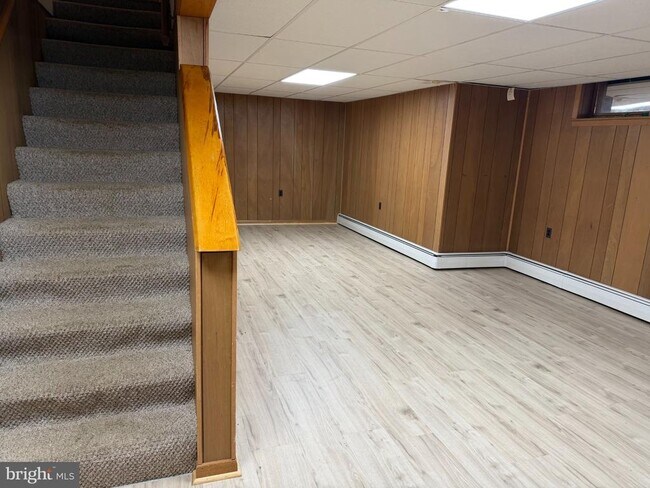 Building Photo - 13994 Burntwoods Rd