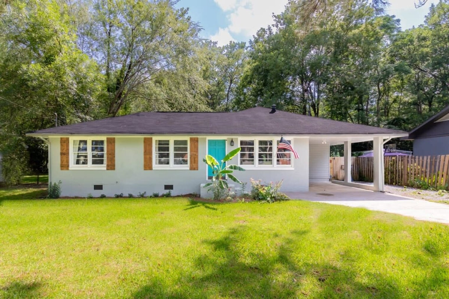 Building Photo - 5617 Ventura Dr