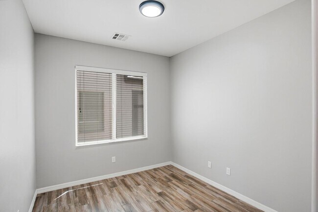 Building Photo - 8266 Arden Landing Pl