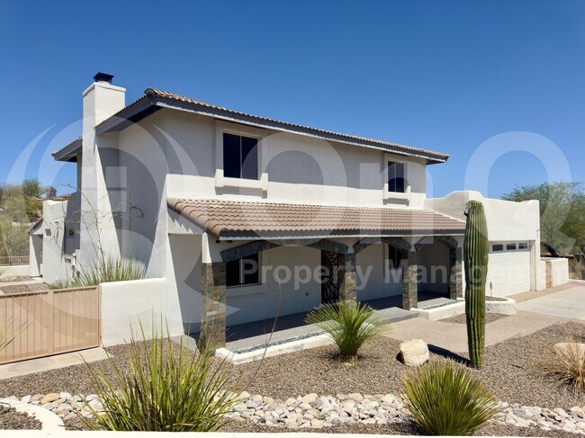 Building Photo - 3700 N San Sebastián Dr