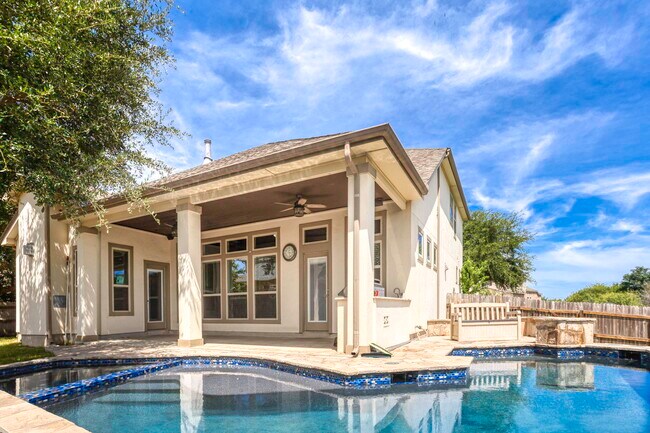 Building Photo - 8881 Highland Dawn