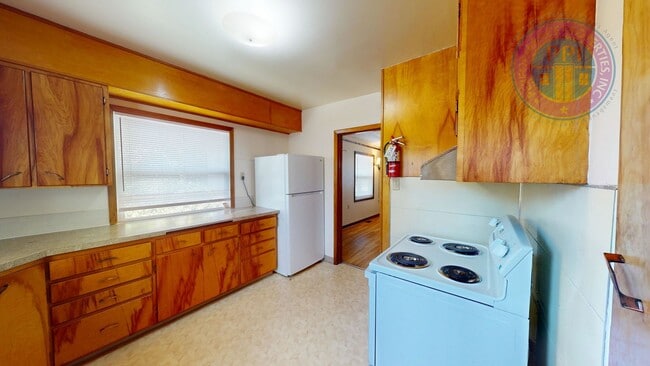 Building Photo - 5329 N Willamette Blvd