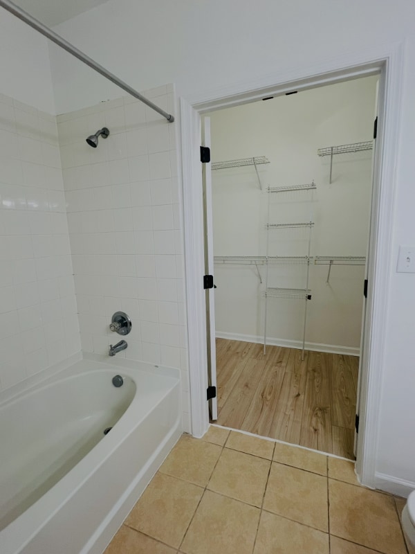 Building Photo - 12925 Centre Park Cir