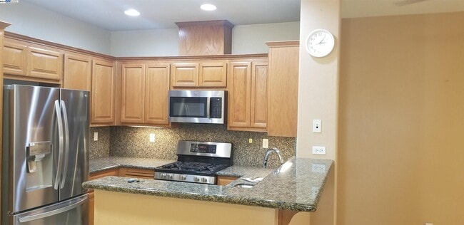 Building Photo - 3240 Maguire Way