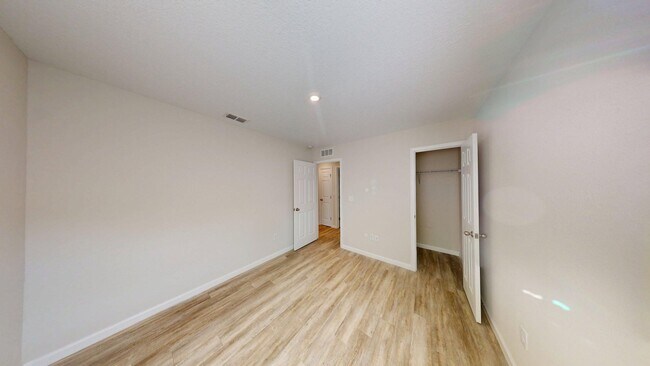 Building Photo - 3BR/ 2BA House - Jacksonville - Available NOW!