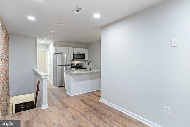 Building Photo - 836 N 42nd St