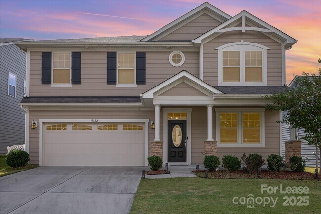 Primary Photo - 17322 Carolina Hickory Dr