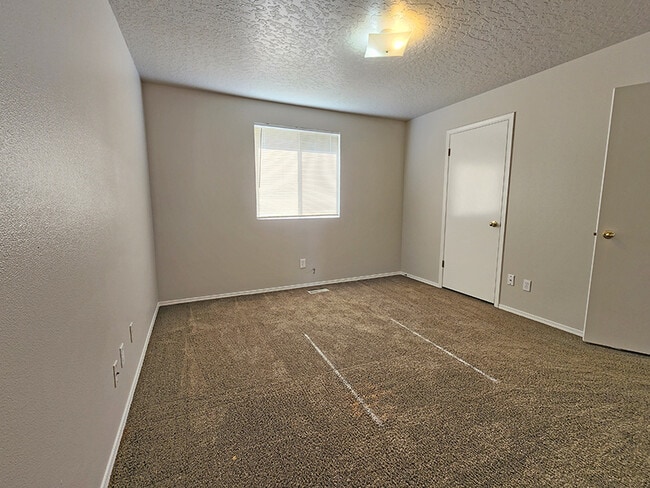 Building Photo - 226 N Grant St