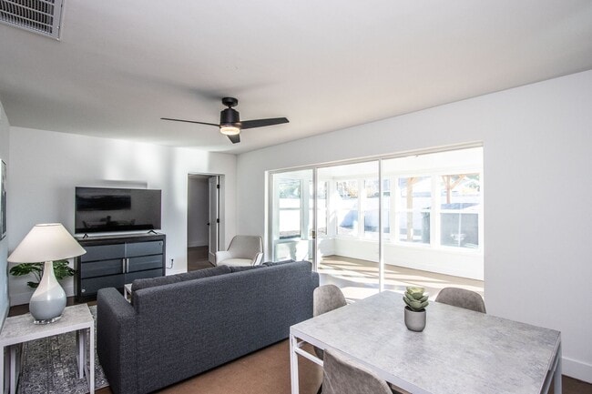 Building Photo - Biltmore District Luxury – 3 month leases avaialble 2,795.00