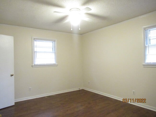 Building Photo - 534 Benton Ct