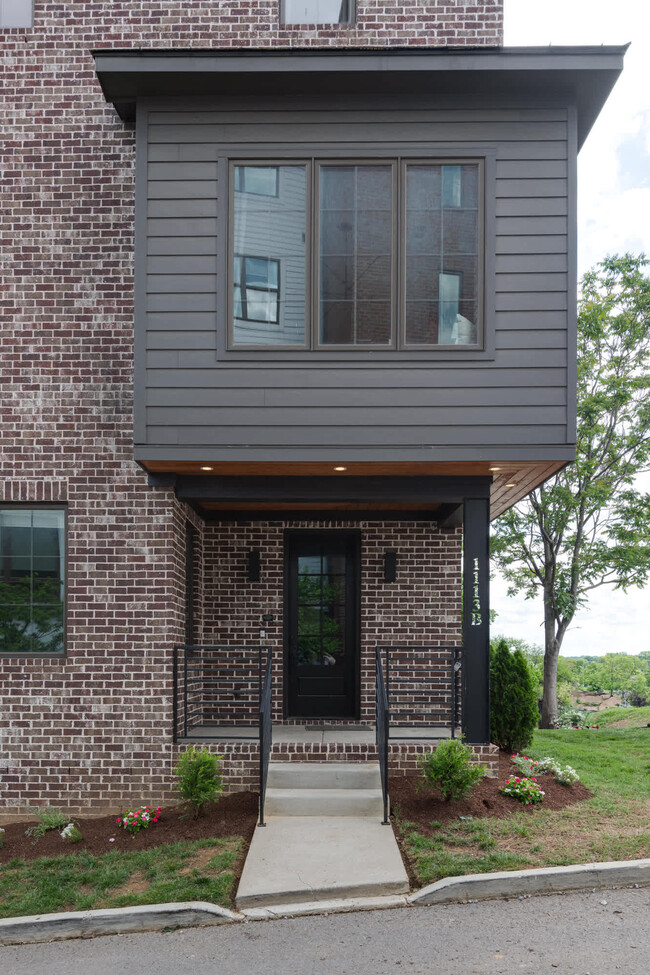 Building Photo - 1113 Wade Ave