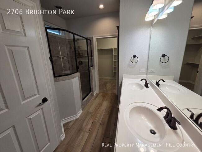 Building Photo - 2706 Brighton Park