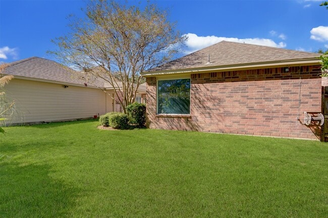 Building Photo - 3223 Logan Crest Ct