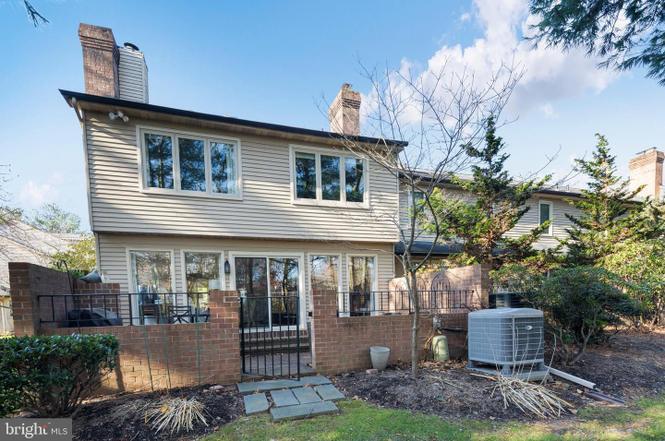 Building Photo - 70 Sutphin