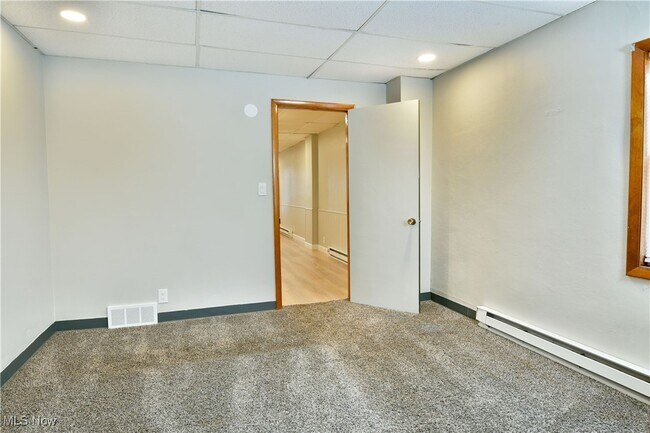 Building Photo - 401 Williams St SE