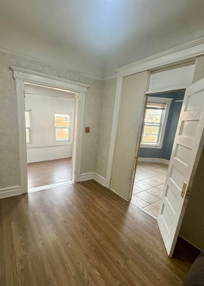 Primary Photo - 110 Lincoln Ave