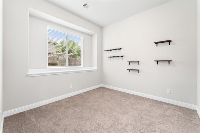 Building Photo - 17710 White Lightning Way