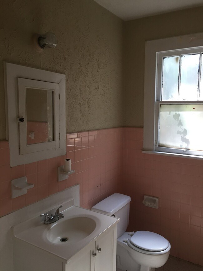 Building Photo - **UPCOMING**Total Electric**4 Bedroom / 2 ...