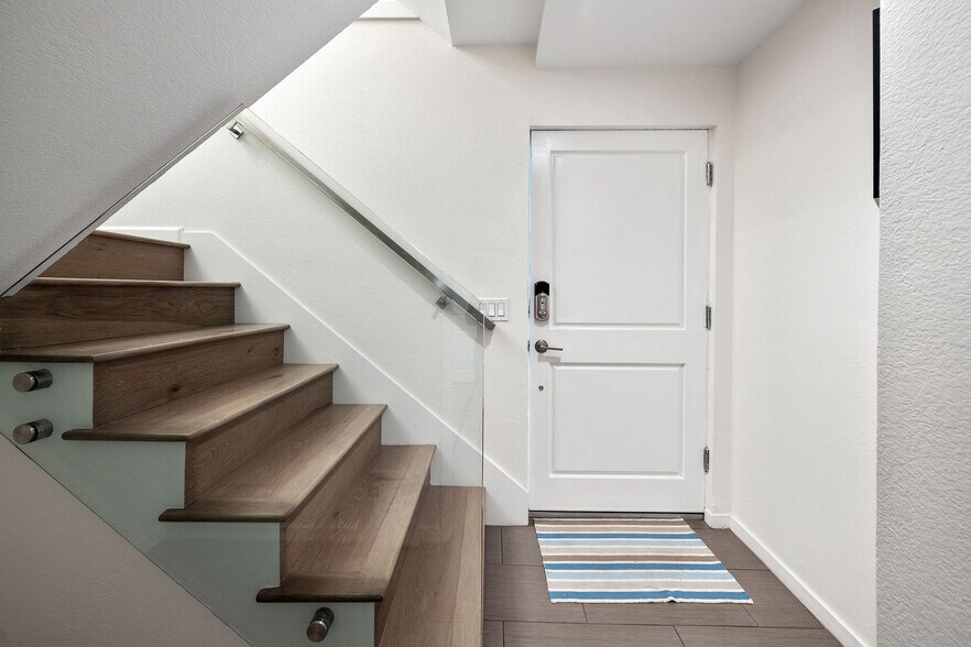 Building Photo - 49 15th St