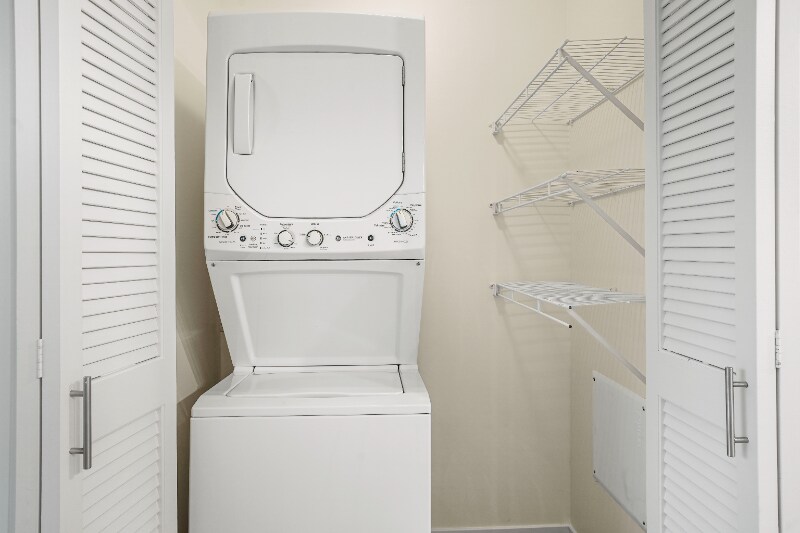 Building Photo - 3803 N Halsted St