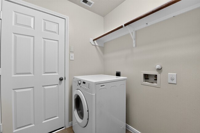 Building Photo - 11714 Bollinger Park Ct
