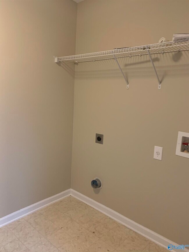 Building Photo - 104 Dartford Dr