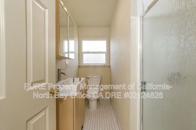 Building Photo - 6683 Sebastopol Ave