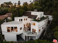 Building Photo - 2261 Vasanta Way