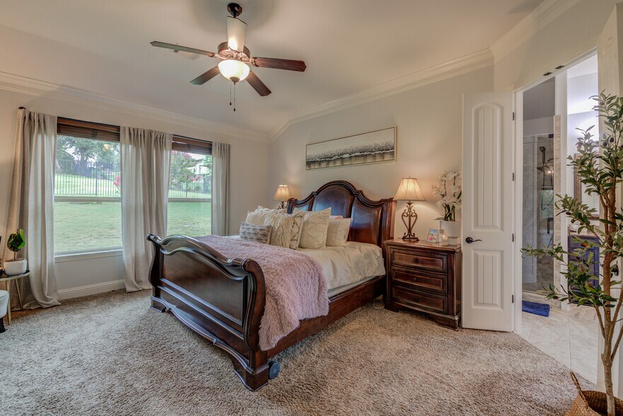 Building Photo - 308 Enchanted Hilltop Way