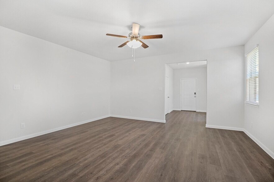 Building Photo - 3911 Nature Ct