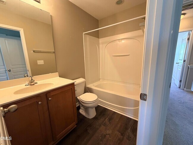 Building Photo - 651 Cupola Dr