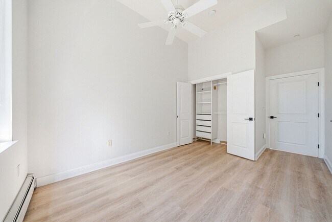 Building Photo - 145 Glenwood St