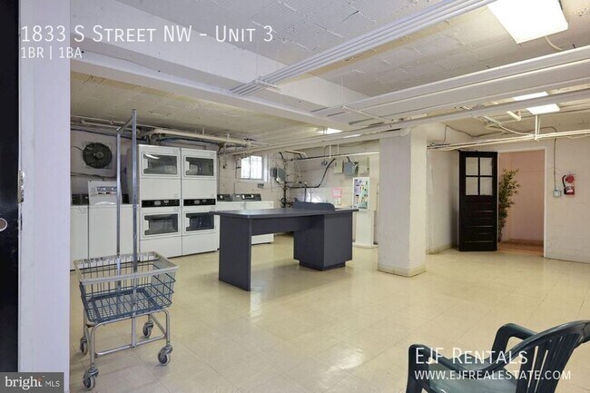 Building Photo - 1833 S Street NW-Unit 3