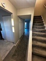 Building Photo - 6846 Emerald Ave